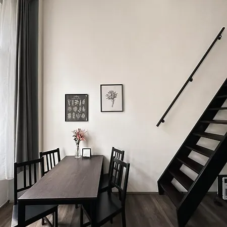 Contemporary Jindrisska Appartement *