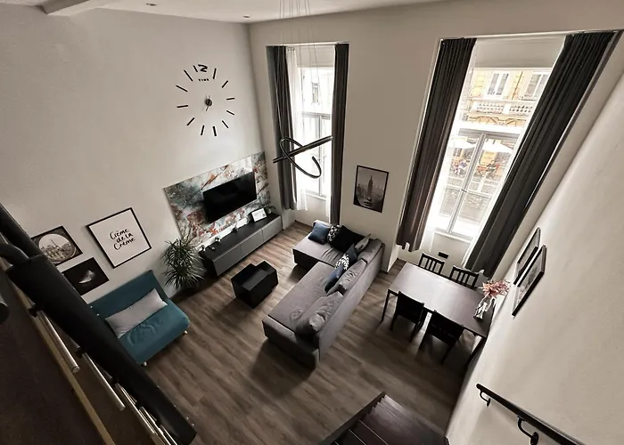 Contemporary Jindřišská * Praga
